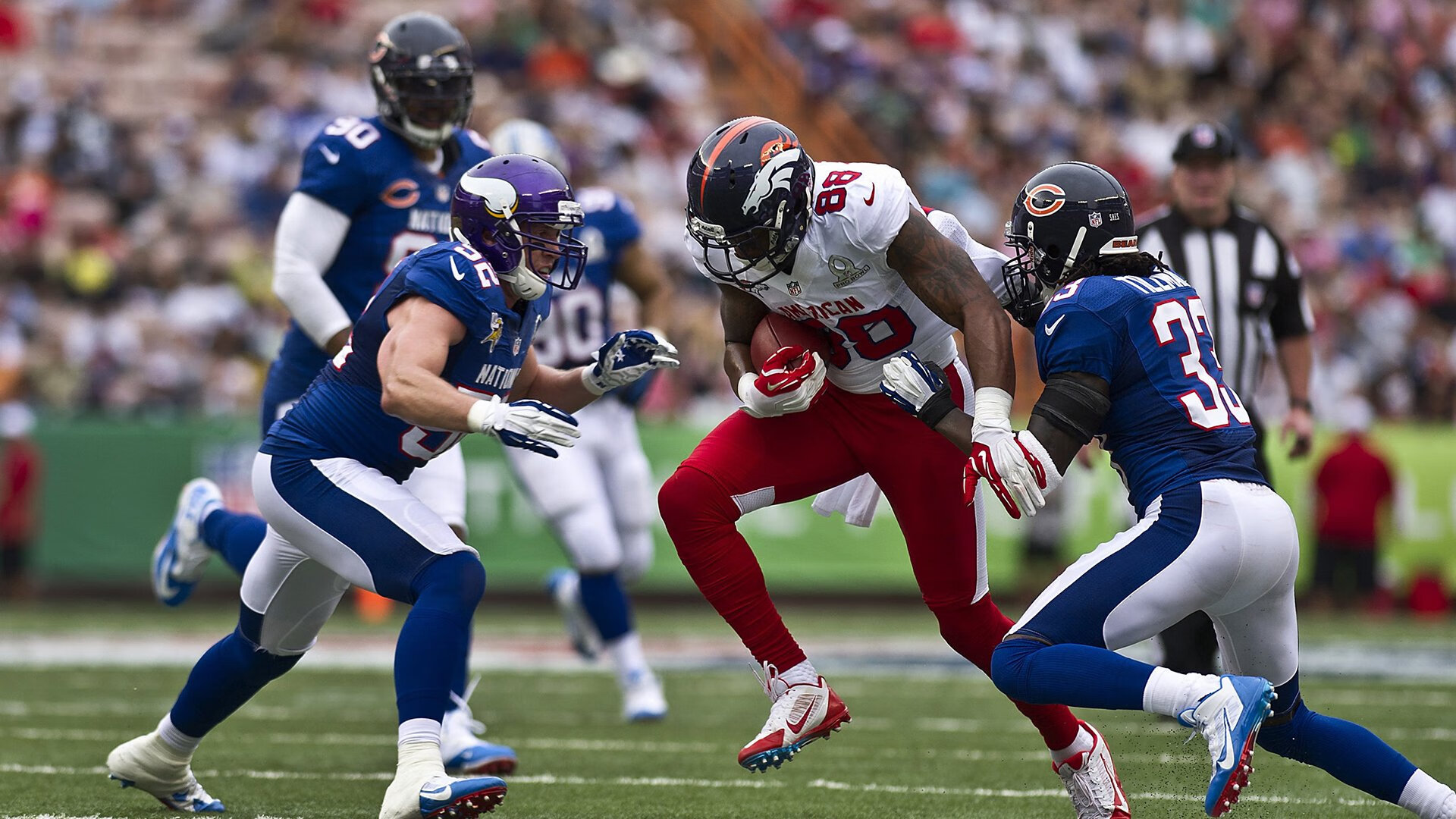 洛杉矶快船决赛小胜菲尼克斯太阳，詹姆斯砍下15记关键球，全场沸腾